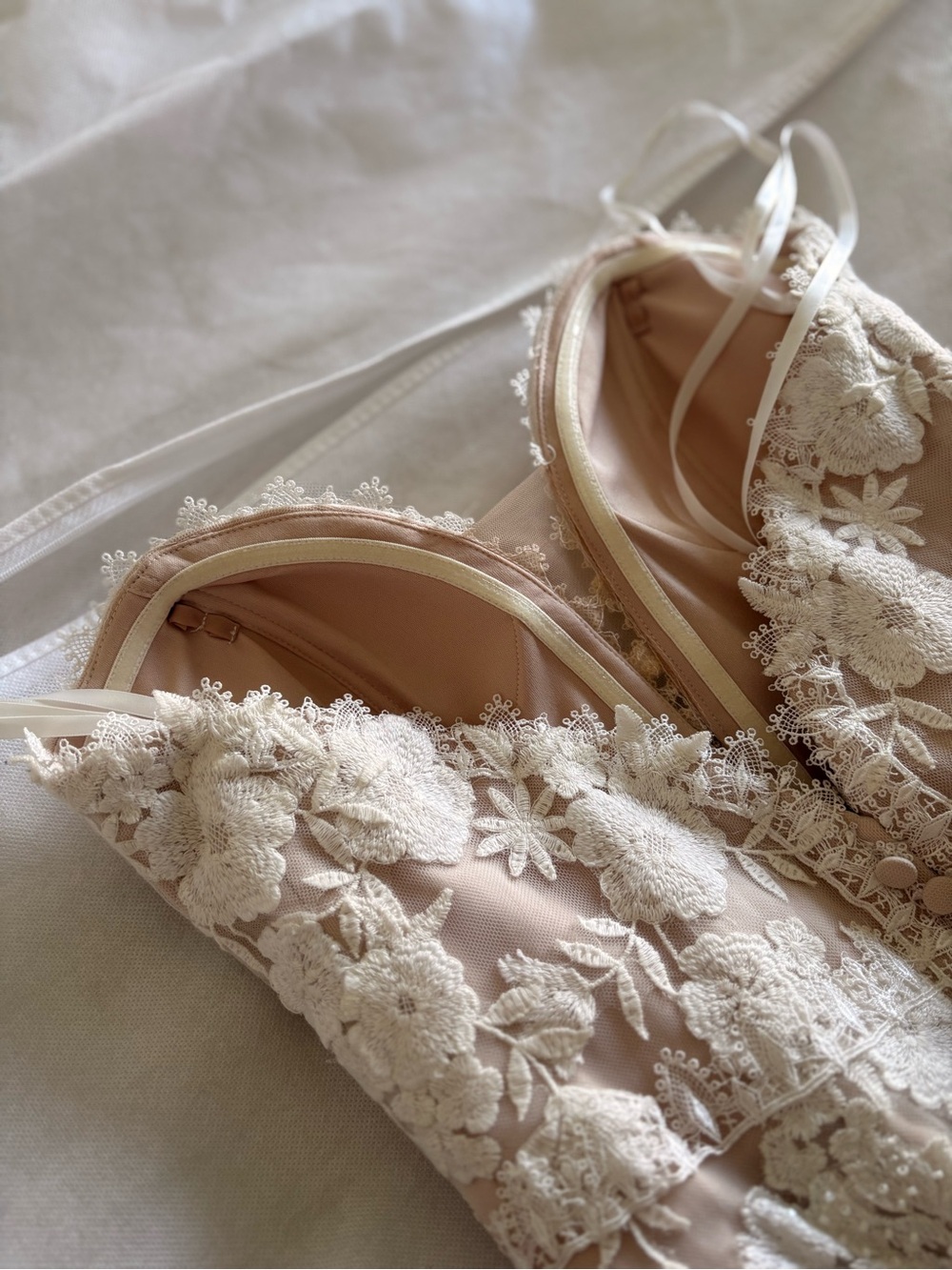 UNUSED Strapless Lace Appliqué Wedding Dress in Ivory - Picture 6 of 10